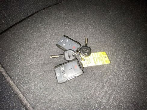 Used 2021 Chevrolet Colorado LT w/ Redline Special Edition image 30