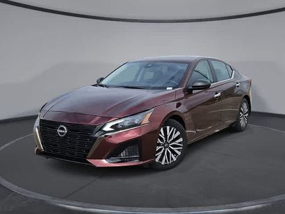 Used 2024 Nissan Altima 2.5 SV