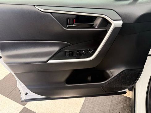 Used 2024 Toyota RAV4 LE image 13