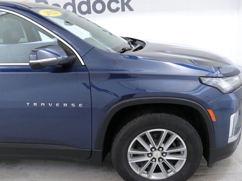 Used 2023 Chevrolet Traverse LT image 10