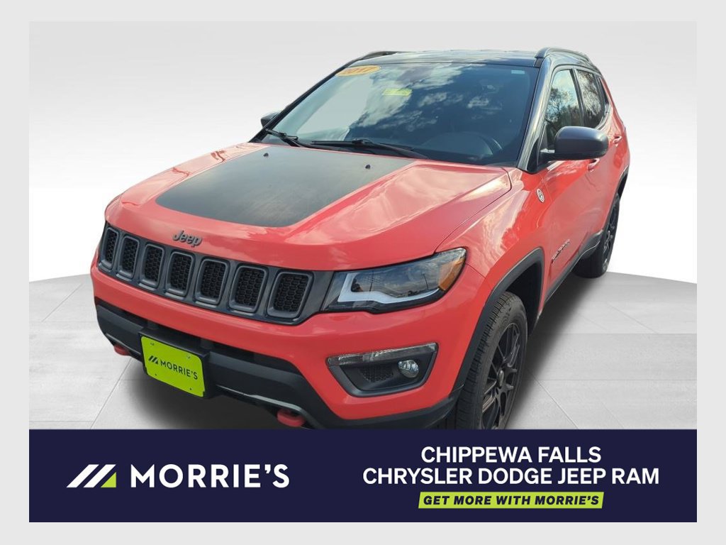 Used 2017 Jeep Compass Trailhawk w/ Leather Interior Group AWD/4WD image 1