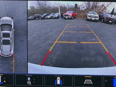 Used 2024 Buick Enclave Premium image 21