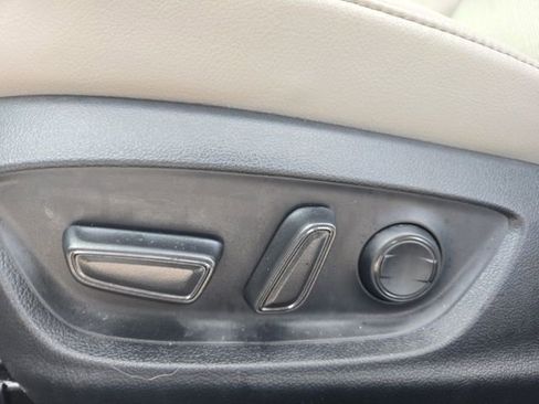 Used 2023 Toyota Camry XLE w/ Cold Weather Package image 23