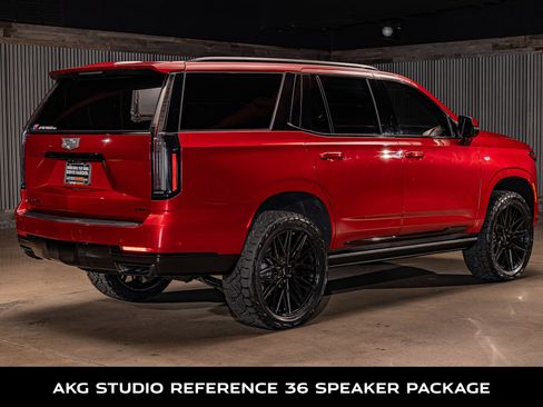 Used 2025 Cadillac Escalade Sport Platinum w/ LPO, ONYX Package image 10