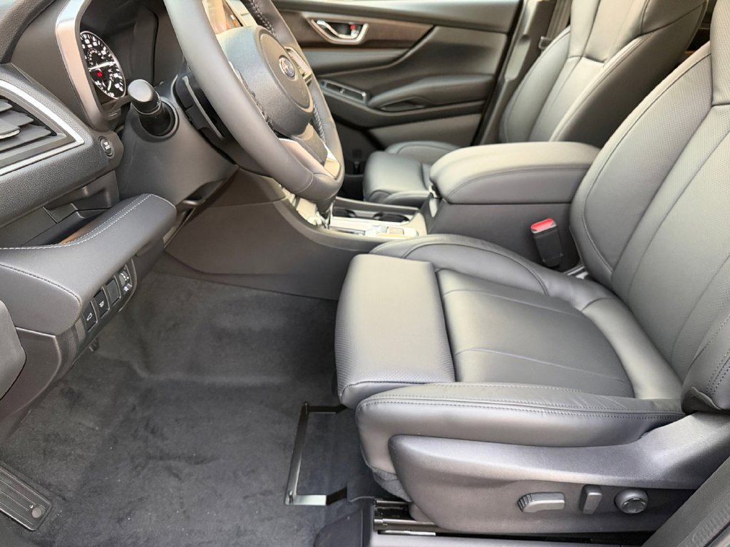New 2026 Subaru Ascent Touring w/ Popular Package #1 AWD/4WD image 10