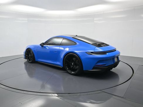 Used 2023 Porsche 911 GT3 RWD image 3