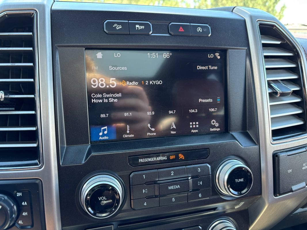 Used 2018 Ford F150 Platinum w/ FX4 Off-Road Package AWD/4WD image 52