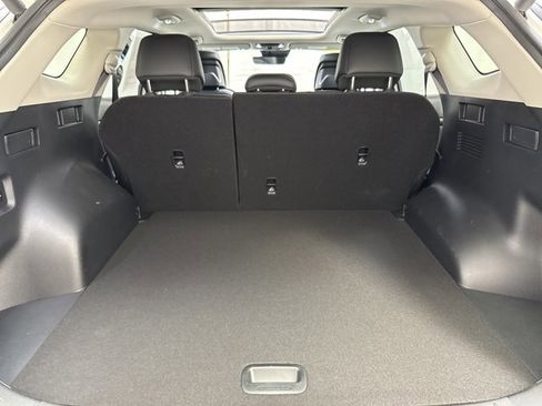 Used 2025 Kia Sportage EX w/ EX Premium Package image 29