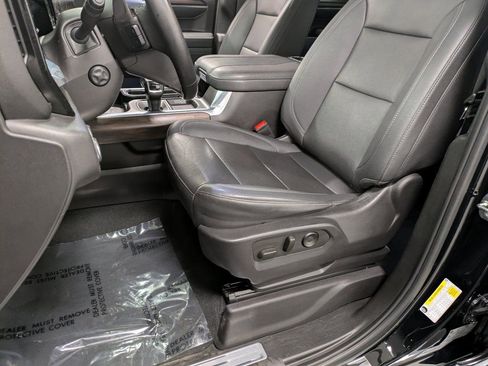 Used 2023 GMC Sierra 1500 SLT w/ SLT Premium Plus Package image 9