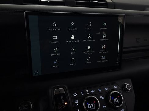 Used 2024 Land Rover Defender 130 X image 33