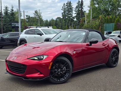 New 2026 MAZDA MX-5 Miata Club w/ Interior Package