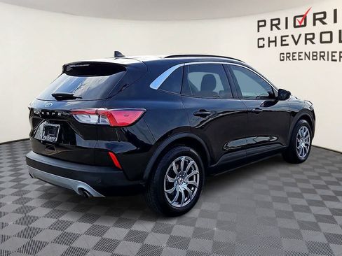 Used 2022 Ford Escape SEL w/ Technology Package FWD image 8