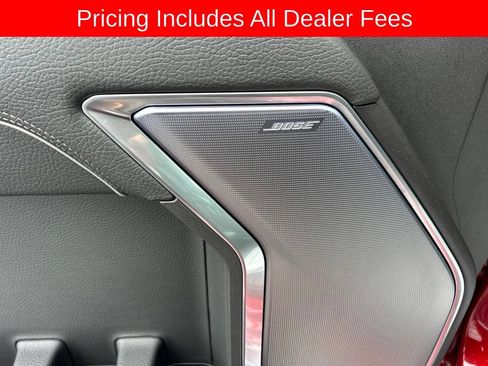 Used 2024 GMC Sierra 1500 Denali w/ Technology Package AWD/4WD image 7