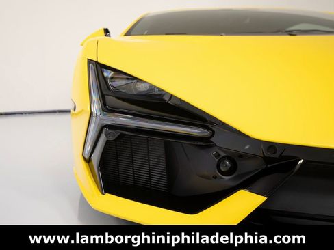 Used 2024 Lamborghini Revuelto image 43