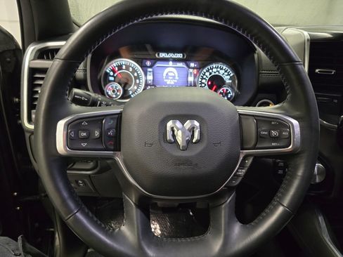 Used 2022 RAM 1500 Laramie AWD/4WD image 23
