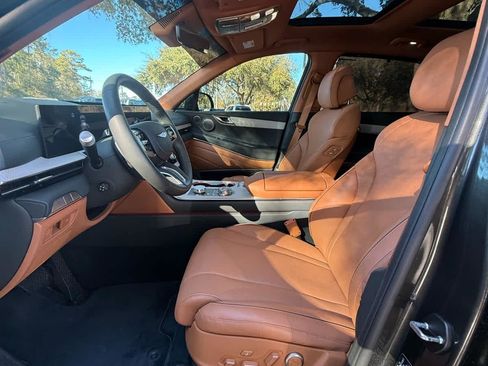 Used 2025 Genesis GV80 3.5T Advanced image 11