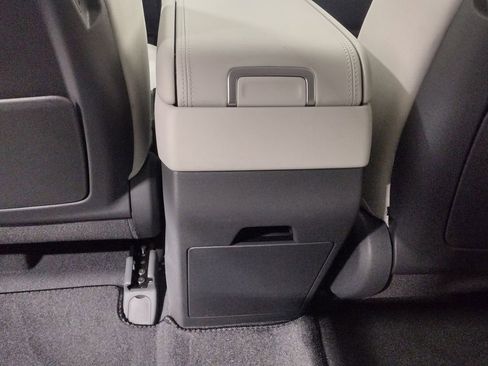 New 2026 Hyundai Santa Fe SE image 30