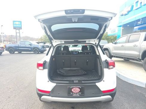 New 2025 Chevrolet TrailBlazer LT w/ Convenience Package image 26