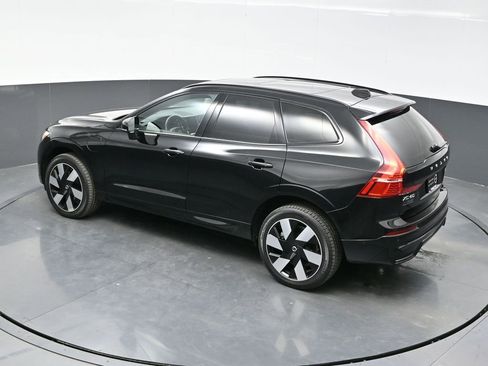 Used 2023 Volvo XC60 T8 Ultimate w/ Climate Package image 39