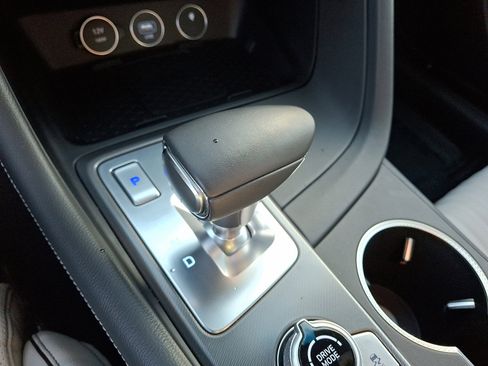 Certified 2024 Genesis G70 3.3T Advanced image 22