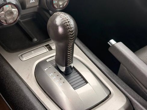 Used 2015 Chevrolet Camaro LT RWD image 17