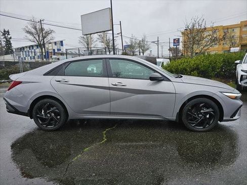 New 2026 Hyundai Elantra Sport FWD image 8