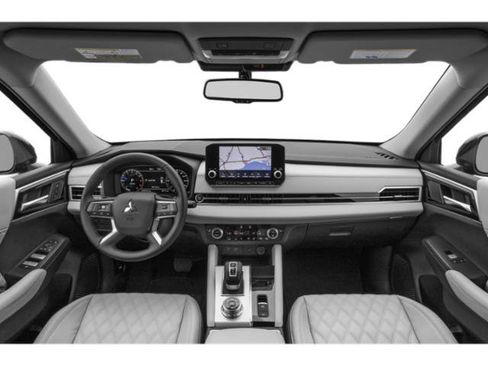 Used 2024 Mitsubishi Outlander SEL AWD/4WD image 8