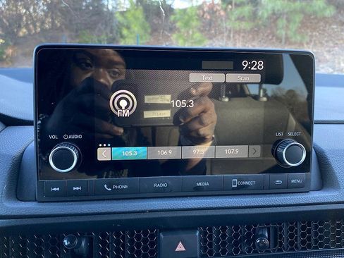 Used 2024 Honda CR-V Sport image 17