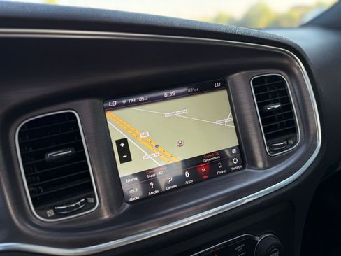 Used 2018 Dodge Charger R/T Scat Pack w/ Driver Confidence Group RWD image 34