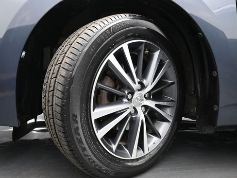 Used 2016 Toyota Corolla LE FWD image 42