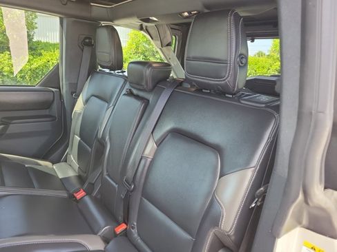 Certified 2025 Ford Bronco Outer Banks AWD/4WD image 15