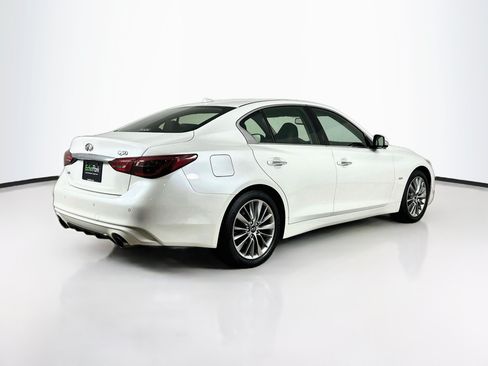 Used 2018 INFINITI Q50 Luxe w/ Sensory Package (Luxe) AWD/4WD image 9
