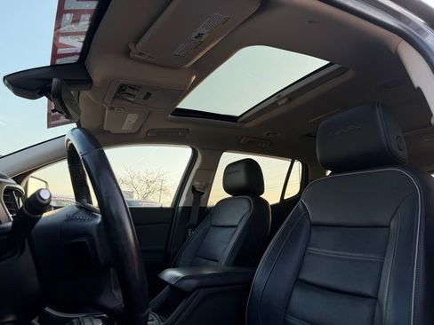 Used 2020 GMC Acadia Denali w/ Trailering Package image 23