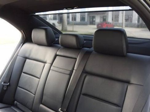 Used 2014 Mercedes-Benz E 250 BlueTEC Sedan image 42