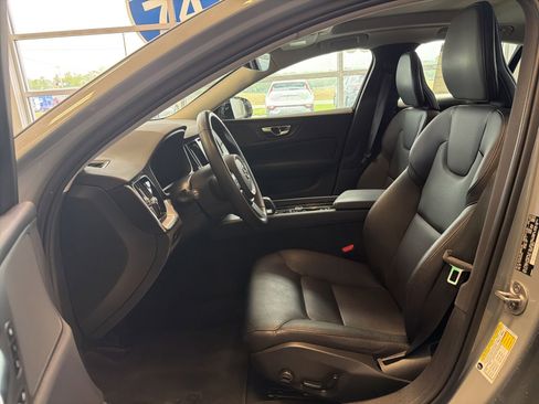 Used 2024 Volvo S60 B5 Core AWD/4WD image 15