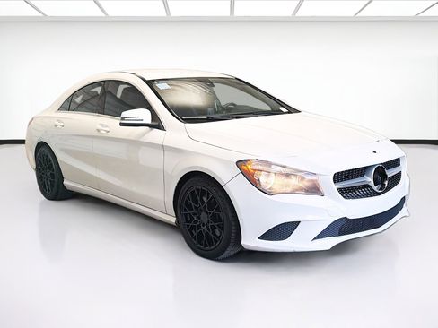 Used 2016 Mercedes-Benz CLA 250 image 3