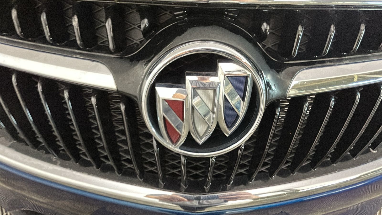 Used 2019 Buick Encore Preferred AWD/4WD image 10