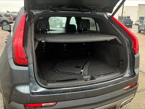 Used 2021 Cadillac XT4 Premium Luxury image 19