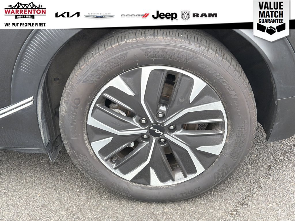 Used 2024 Kia EV6 Light AWD/4WD image 27