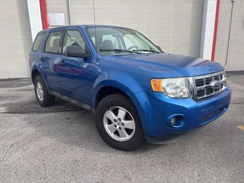 Used 2011 Ford Escape XLS w/ 101A Rapid Spec Order Code image 1