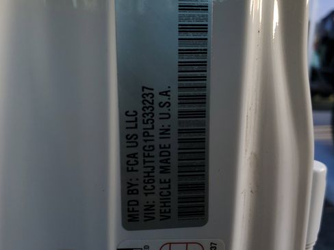 Used 2023 Jeep Gladiator Overland image 32