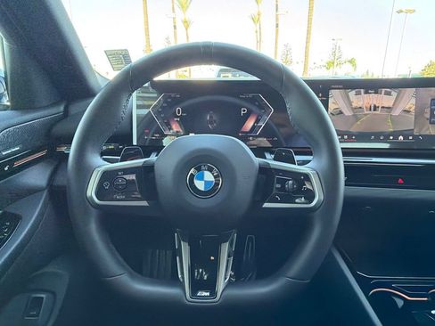 Used 2026 BMW 530i w/ M Sport Package RWD image 19