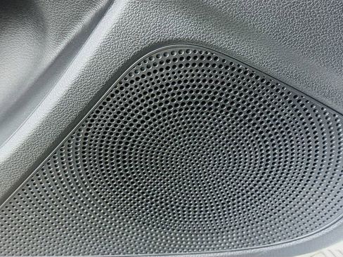 Certified 2025 Genesis G70 3.3T Advanced image 19