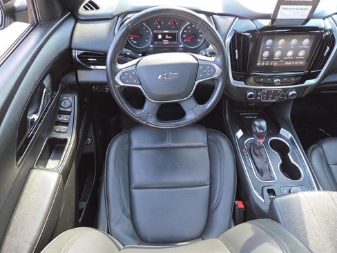 Used 2022 Chevrolet Traverse RS w/ LPO, Floor Liner Package AWD/4WD image 27