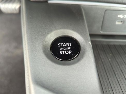 New 2026 Nissan Sentra SR w/ Floor Mat Package image 44