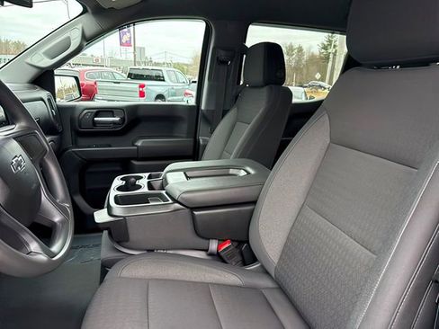 Used 2025 Chevrolet Silverado 1500 Custom Trail Boss image 17