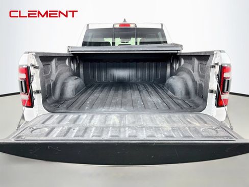 Used 2022 RAM 1500 Laramie w/ Night Edition AWD/4WD image 9