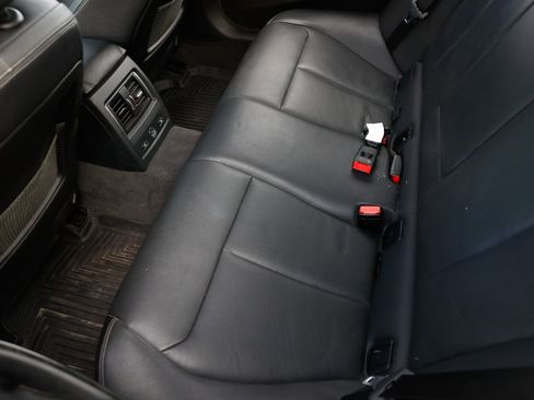 Used 2017 BMW 340i xDrive Sedan image 13