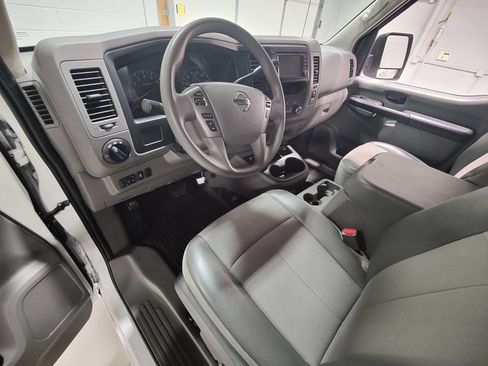 Used 2019 Nissan NV 3500 SV w/ Navigation Package RWD image 24