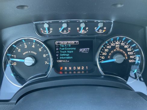 Used 2012 Ford F150 Lariat w/ Lariat Chrome Pkg image 26